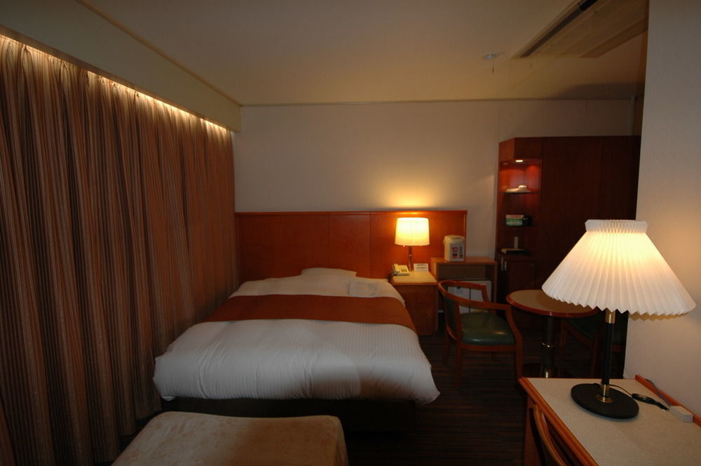 Hyper Inn Takamatsu Ekimae Eksteriør billede